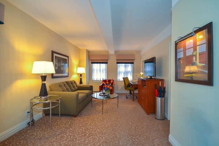 Room 35 of 50