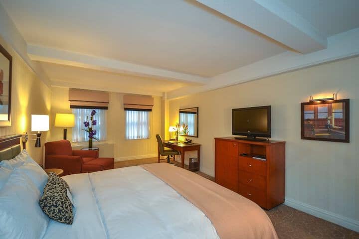 Room 21 of 50